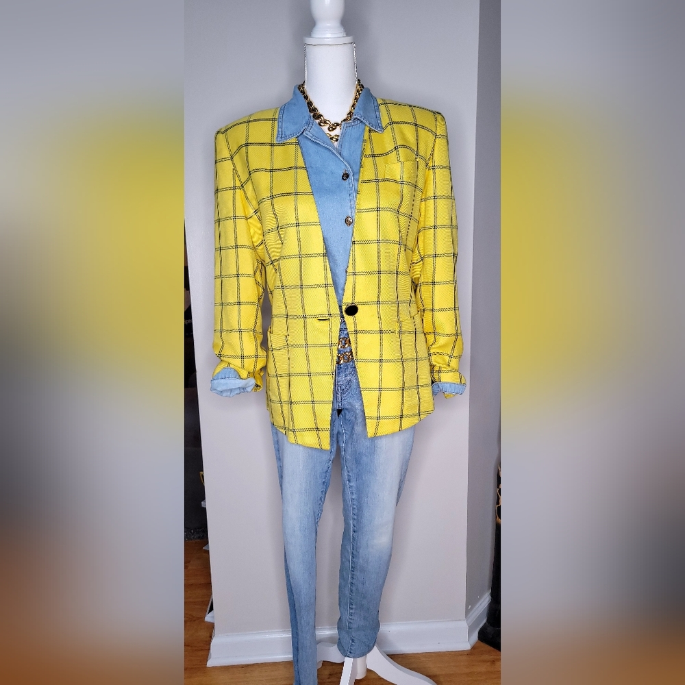 Amanda Smith - image 1